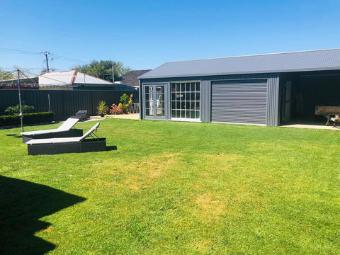 Central Holiday Home On Hume - Accommodation Tasmania 1