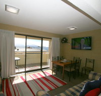 Central Park 10/1 Snowy River Avenue - Accommodation Tasmania