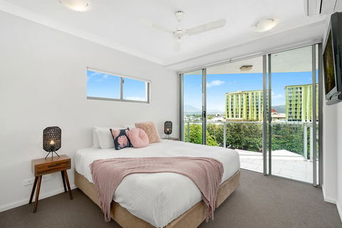 Centrepoint Apartments - Accommodation Tasmania 1