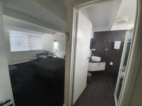Charles Sturt Motor Inn - Accommodation Tasmania 3