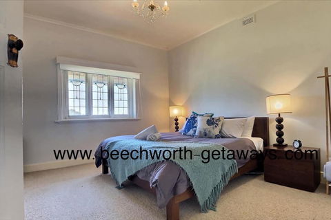 Cherry Blossom Cottage - Beechworth-Getaways - Accommodation Tasmania 2