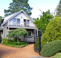 Cherry Cottage - Leura - Accommodation Tasmania