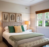 Chic Apartment with Sun Lounge Near Manly Beach - Accommodation Tasmania