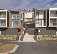 Chilam 'C' - Amazing views with modern style - Accommodation Tasmania