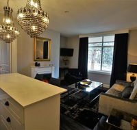 City Life Apartment-full kitchen  separate bedroom - Accommodation Tasmania