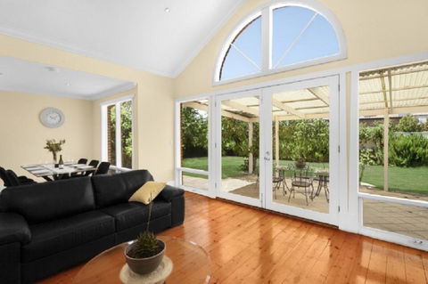 City To Beach - Free WIFI - Free 3 Car Parking - Great Location - Accommodation Tasmania 0