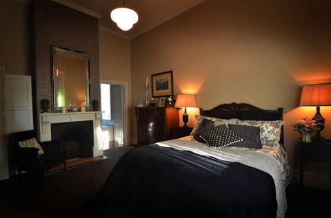 Clement House - Accommodation Tasmania 2