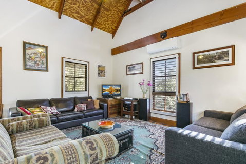 Clervaux Cottage - Accommodation Tasmania 2
