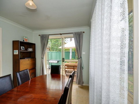 Close To Tea Gardens Waterfront - Accommodation Tasmania 1