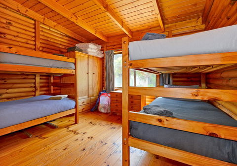 Cloudy Bay Cabin - Accommodation Tasmania 2