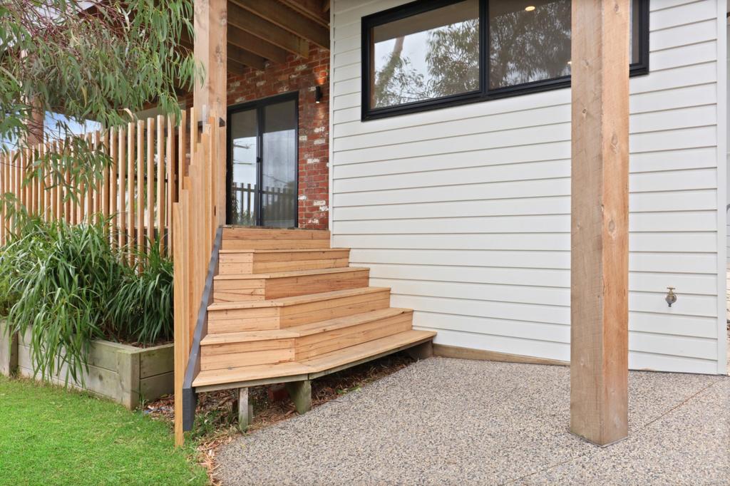 Churchill VIC Accommodation Tasmania