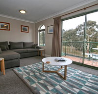 Cobb  Co 3/39 Cobbon Crescent - Accommodation Tasmania