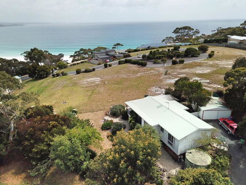 Cockatoo Cabin - Accommodation Tasmania 0