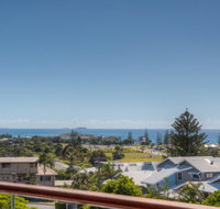 Coffs Jetty Beach House - Accommodation Tasmania