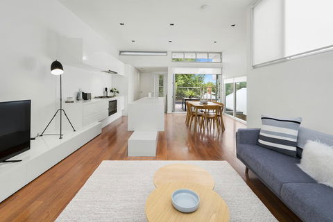 Cogens Two Bedroom Townhouse - Accommodation Tasmania 0