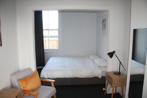 College Lawn Hotel - Accommodation Tasmania 3