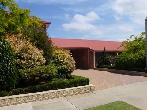 Colonial Motor Inn Bairnsdale Golden Chain Property - Accommodation Tasmania 2