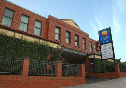 Comfort Inn & Suites City Views - Accommodation Tasmania 0