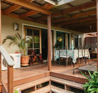 Comfortable Outdoor Entertaining Lake Walks - Accommodation Tasmania