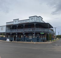 Commercial Hotel Curlewis - Accommodation Tasmania