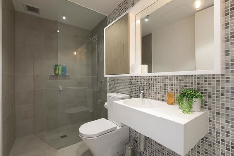 Complete Host Monarc Apartments - Accommodation Tasmania 3