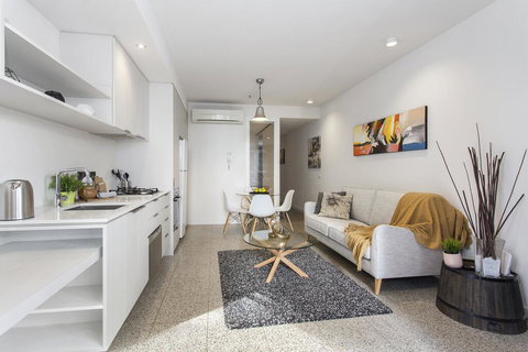 Complete Host SEE Apartments - Accommodation Tasmania 1