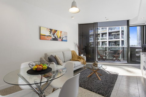 Complete Host SEE Apartments - Accommodation Tasmania 2