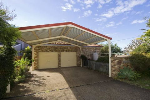 Cook St 4 - Salamander Bay - Accommodation Tasmania 2