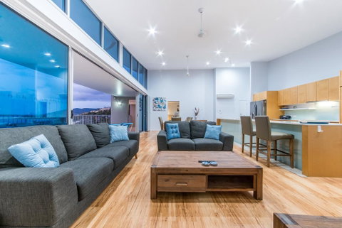 Coral View At Azure Sea - Accommodation Tasmania 3