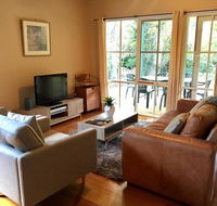 Corinda Cottage - 4 bedroom pet friendly - Accommodation Tasmania
