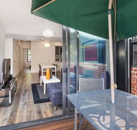 Cosmo Stays - Spacious 3-bedroom Deluxe Townhouse - Accommodation Tasmania