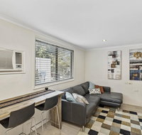 Cosy Studio Apartment Seconds From Manly Beach - Accommodation Tasmania
