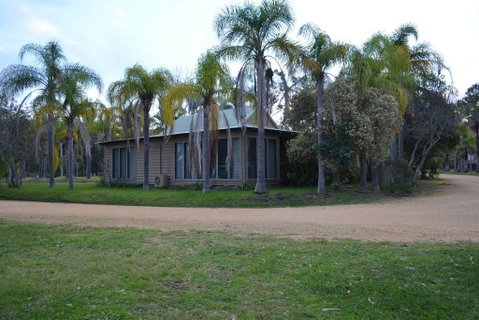 Cottage Port Stephens / Swan Bay, NSW - Accommodation Tasmania 1