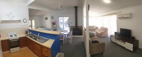 Cottage Port Stephens / Swan Bay, NSW - Accommodation Tasmania 3