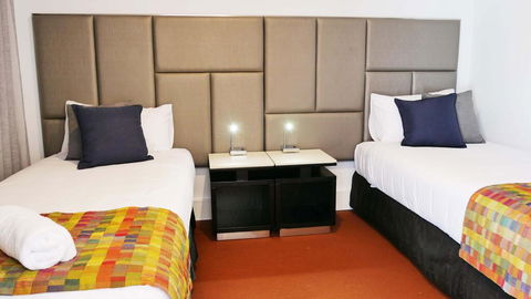 Country Capital Motel - Accommodation Tasmania 1