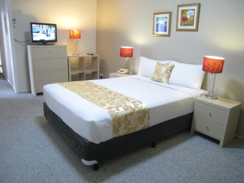 Country Lodge Motor Inn - Accommodation Tasmania 3