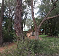 Country Retreat on 1 acre with pool hot tub surrounded by trees - Accommodation Tasmania