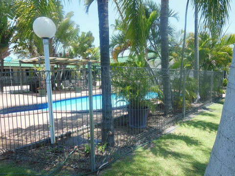 Country Road Motel - Accommodation Tasmania 0