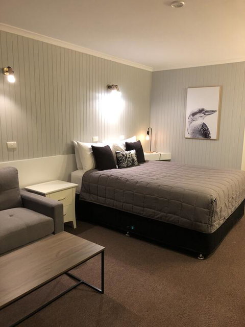 Country Roads Motor Inn - Accommodation Tasmania 2