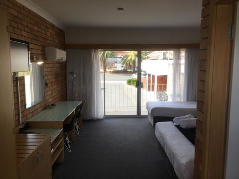 Court Street Motel - Accommodation Tasmania 0