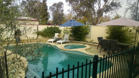 Courtsidecottage Bed And Breakfast - Accommodation Tasmania 1