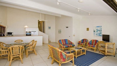 Cove Point 5 - Accommodation Tasmania 3