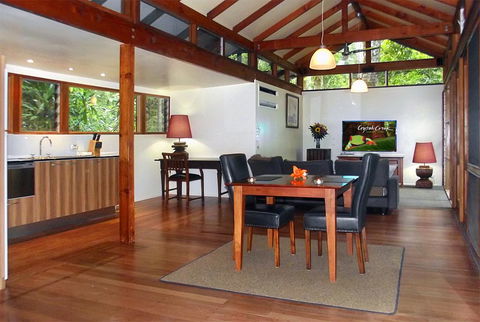 Crystal Creek Rainforest Retreat - Accommodation Tasmania 0