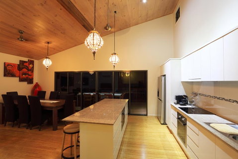 Cumberland Holiday Home - Holiday Home - Accommodation Tasmania 2