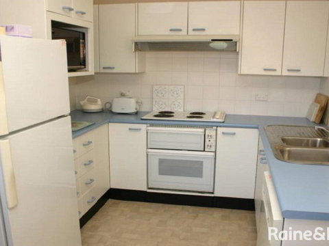 Cumbernauld #9 - 9/12 Terrigal Esp - Accommodation Tasmania 2