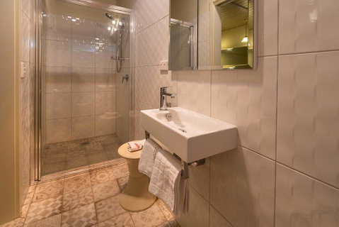 Cygnet, Studio On Sturt - Accommodation Tasmania 3