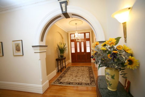 Darcy's Hotel - Accommodation Tasmania 0