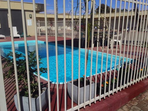 Desert Sand Motor Inn - Accommodation Tasmania 0