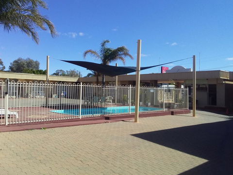 Desert Sand Motor Inn - Accommodation Tasmania 2