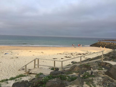 Discover Warilla - Bright And Airy Townhouse Near The Beach And Lake - Accommodation Tasmania 0